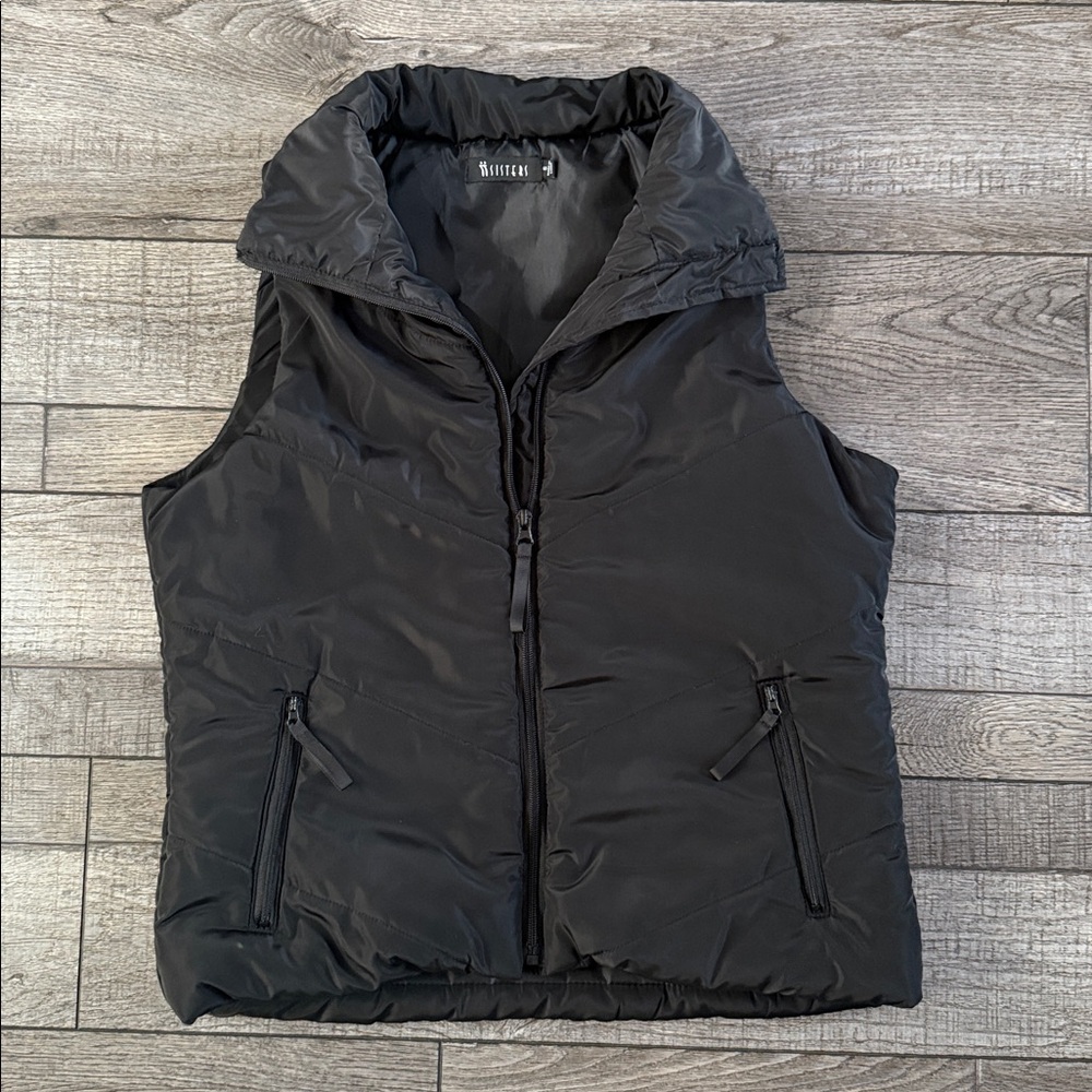 Sisters Black Women's Puffer Vest